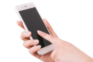 故障？スマホの動作が遅くてフリーズした場合の解決方法！